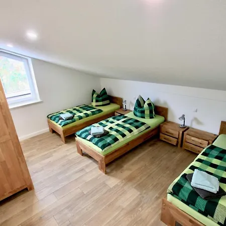 Hirschhof * Hohendorf (Ostvorpommern)