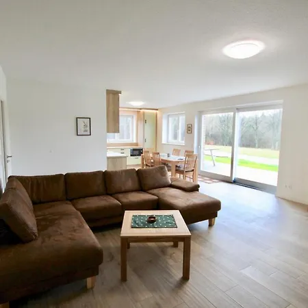 Hirschhof Апартаменты Hohendorf (Ostvorpommern)